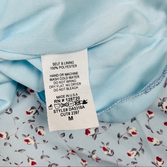 Francesca’s floral maxi dress - Picture 5 of 7